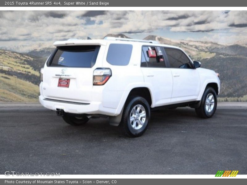 Super White / Sand Beige 2015 Toyota 4Runner SR5 4x4