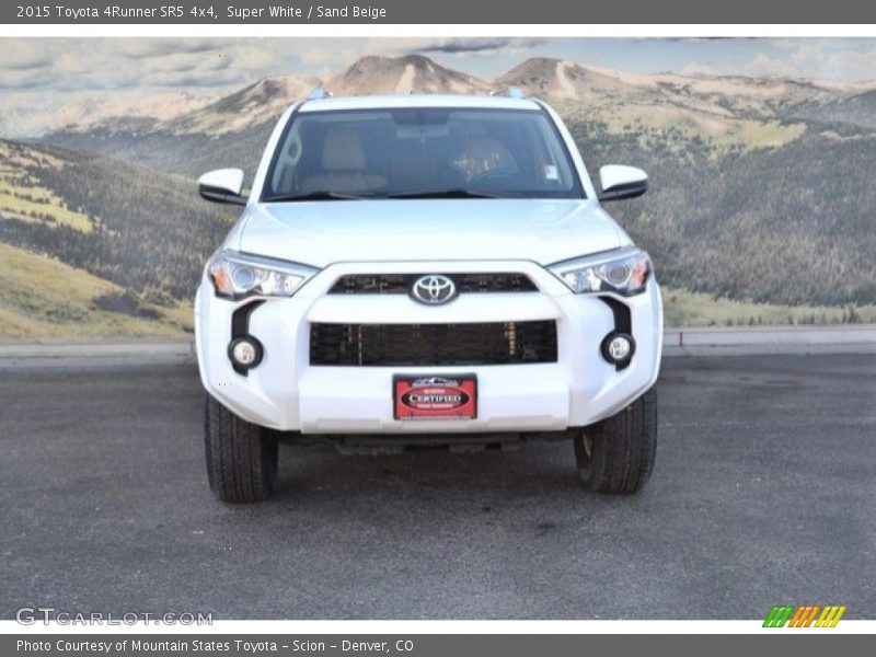 Super White / Sand Beige 2015 Toyota 4Runner SR5 4x4