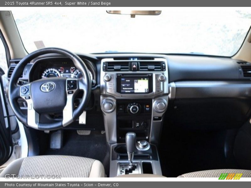 Super White / Sand Beige 2015 Toyota 4Runner SR5 4x4