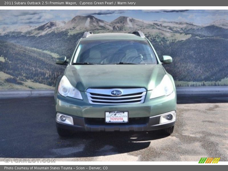 Cypress Green Pearl / Warm Ivory 2011 Subaru Outback 2.5i Premium Wagon