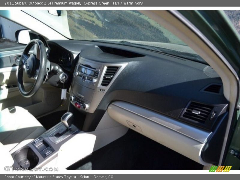 Cypress Green Pearl / Warm Ivory 2011 Subaru Outback 2.5i Premium Wagon
