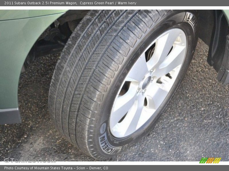 Cypress Green Pearl / Warm Ivory 2011 Subaru Outback 2.5i Premium Wagon