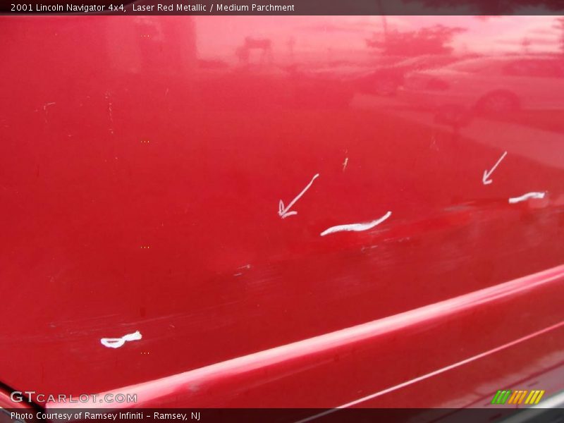 Laser Red Metallic / Medium Parchment 2001 Lincoln Navigator 4x4