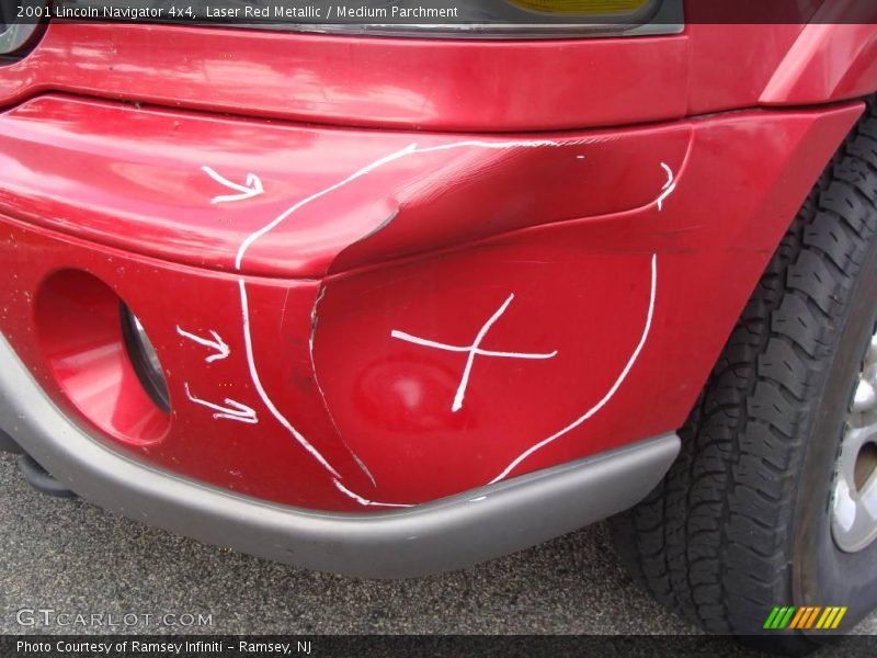 Laser Red Metallic / Medium Parchment 2001 Lincoln Navigator 4x4