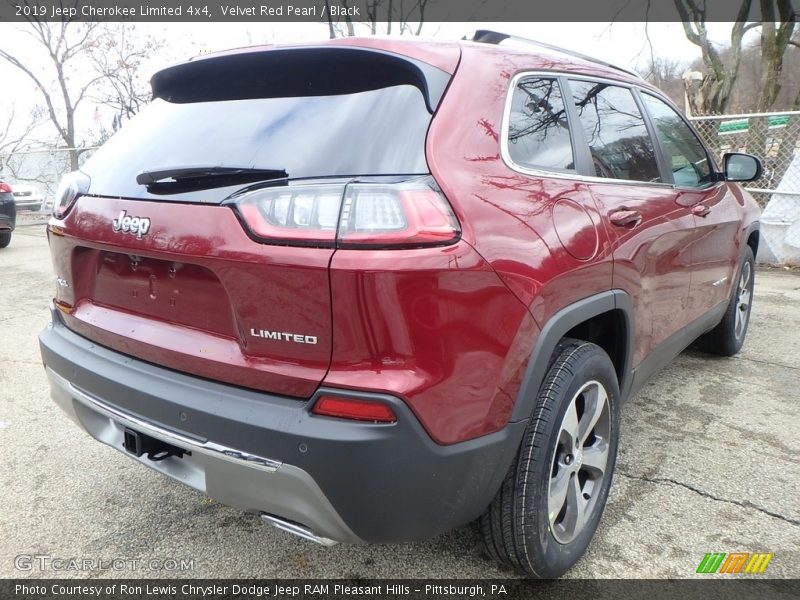 Velvet Red Pearl / Black 2019 Jeep Cherokee Limited 4x4