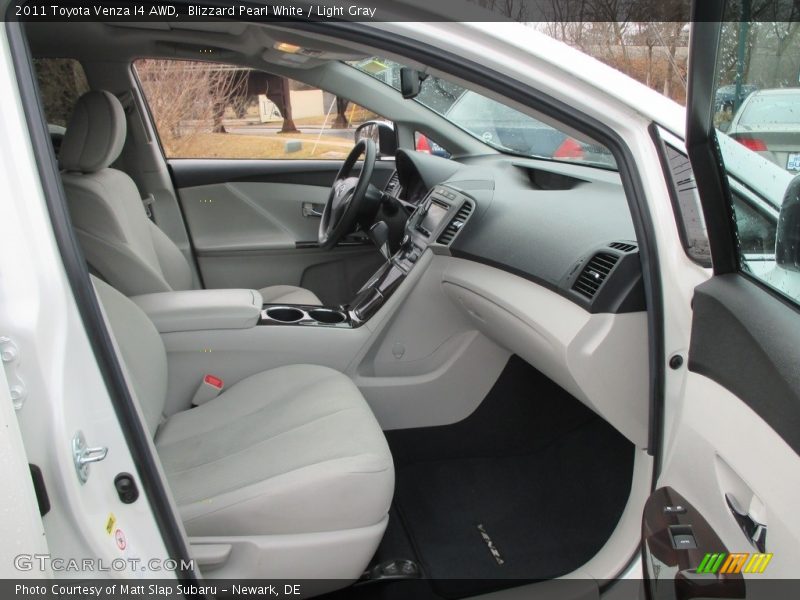 Blizzard Pearl White / Light Gray 2011 Toyota Venza I4 AWD