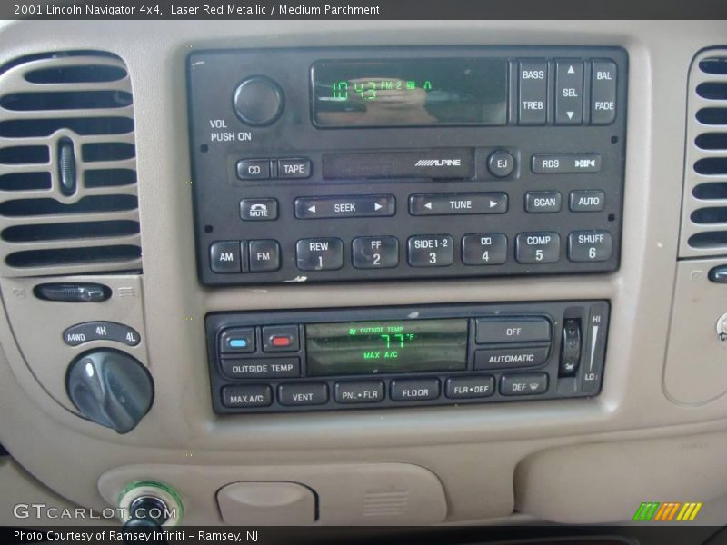 Laser Red Metallic / Medium Parchment 2001 Lincoln Navigator 4x4