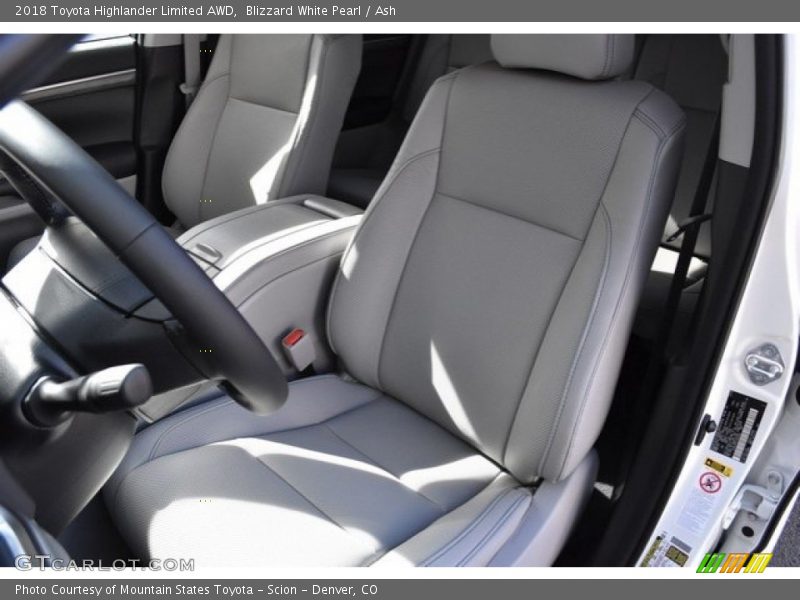 Blizzard White Pearl / Ash 2018 Toyota Highlander Limited AWD