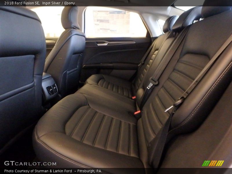 Ingot Silver / Ebony 2018 Ford Fusion SE