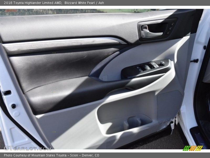 Blizzard White Pearl / Ash 2018 Toyota Highlander Limited AWD