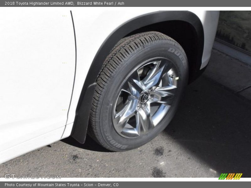Blizzard White Pearl / Ash 2018 Toyota Highlander Limited AWD