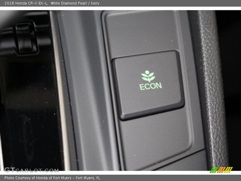 White Diamond Pearl / Ivory 2018 Honda CR-V EX-L