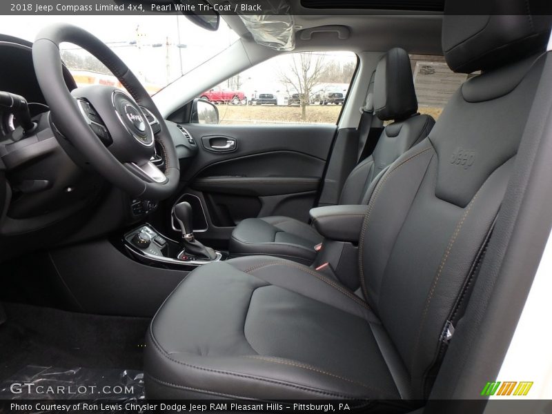 Pearl White Tri–Coat / Black 2018 Jeep Compass Limited 4x4
