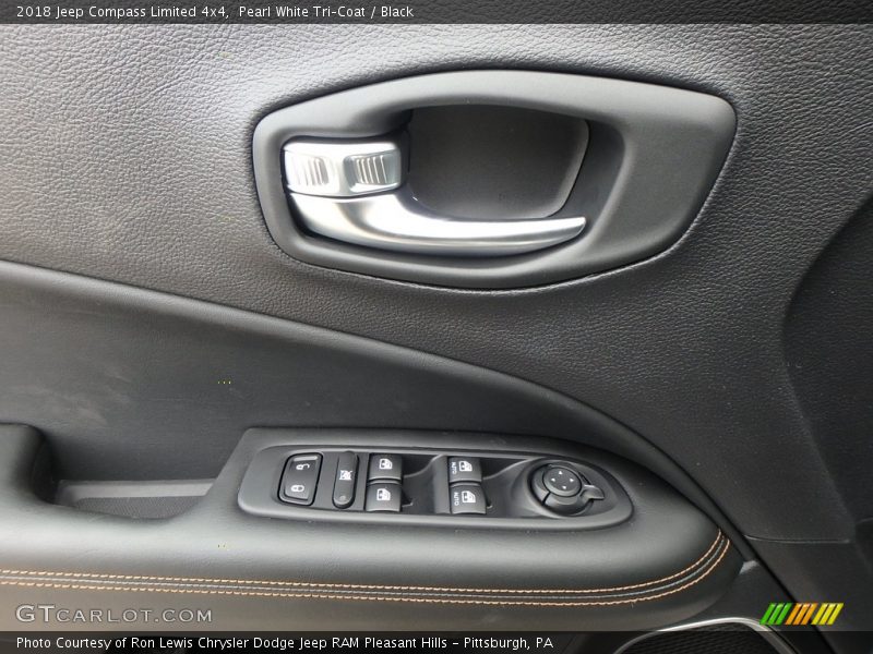 Pearl White Tri–Coat / Black 2018 Jeep Compass Limited 4x4
