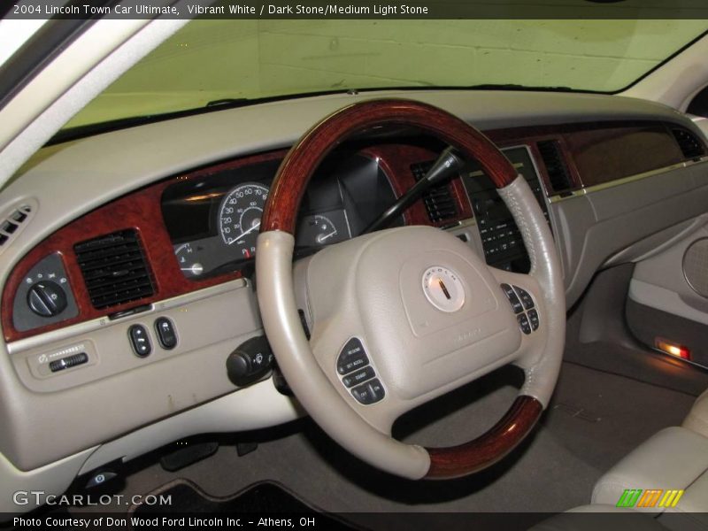 Vibrant White / Dark Stone/Medium Light Stone 2004 Lincoln Town Car Ultimate