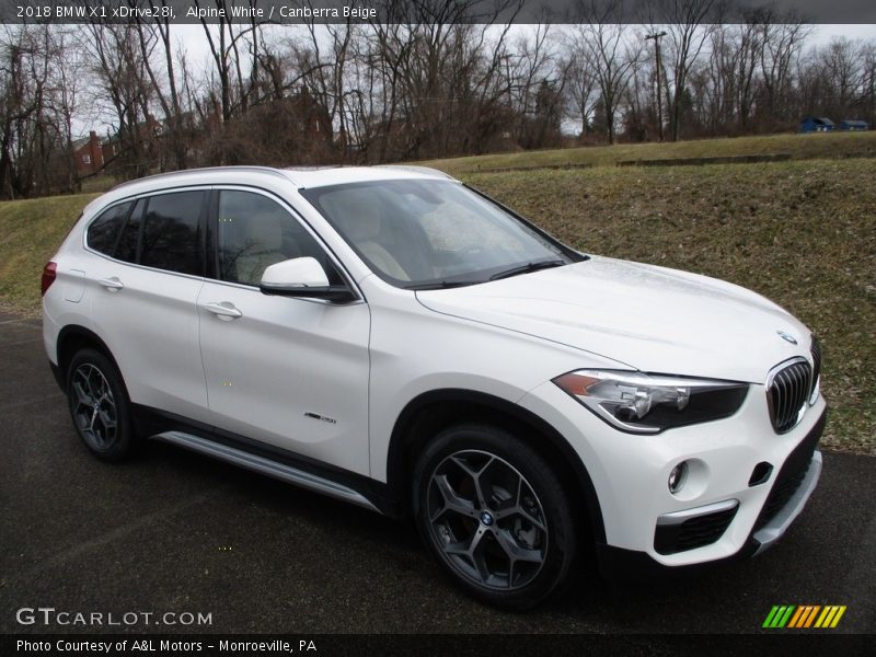 Alpine White / Canberra Beige 2018 BMW X1 xDrive28i