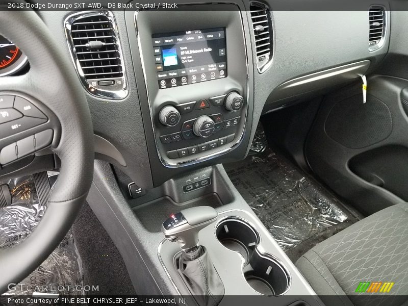 DB Black Crystal / Black 2018 Dodge Durango SXT AWD