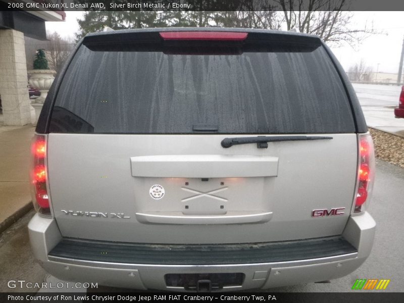 Silver Birch Metallic / Ebony 2008 GMC Yukon XL Denali AWD