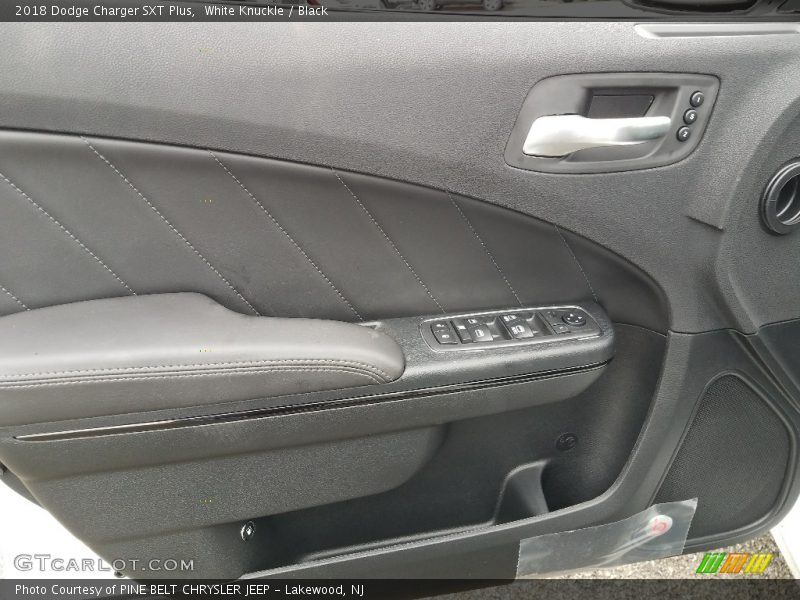 White Knuckle / Black 2018 Dodge Charger SXT Plus
