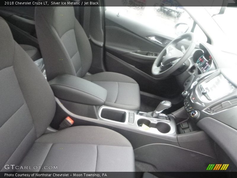 Silver Ice Metallic / Jet Black 2018 Chevrolet Cruze LT
