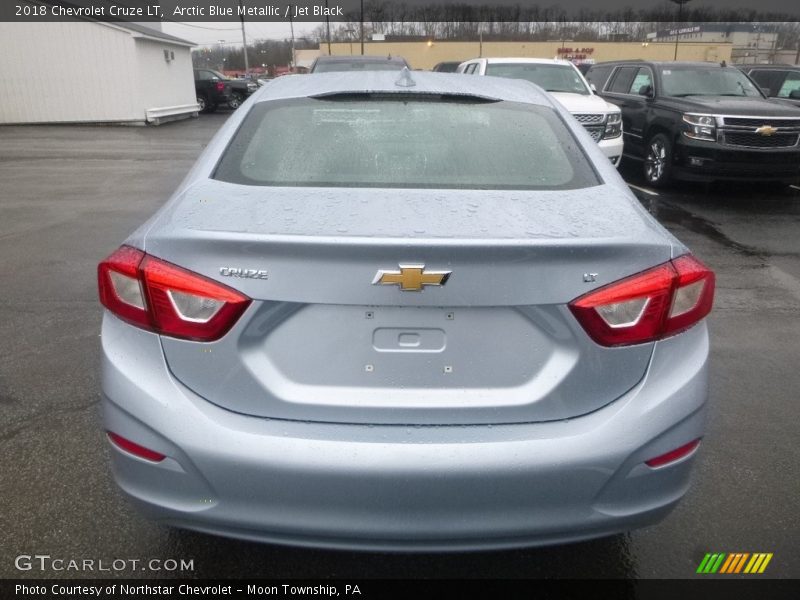 Arctic Blue Metallic / Jet Black 2018 Chevrolet Cruze LT