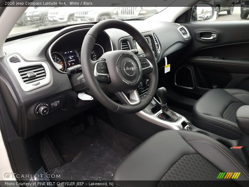 White / Black 2018 Jeep Compass Latitude 4x4