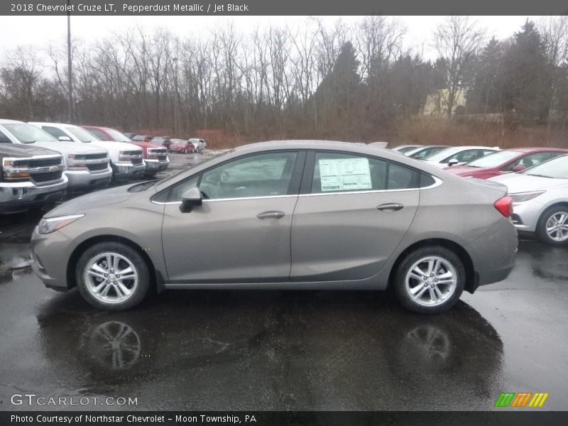 Pepperdust Metallic / Jet Black 2018 Chevrolet Cruze LT