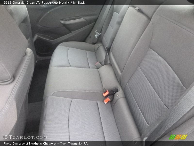 Pepperdust Metallic / Jet Black 2018 Chevrolet Cruze LT
