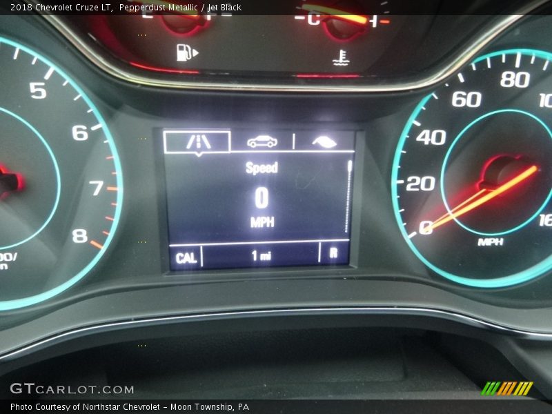 Pepperdust Metallic / Jet Black 2018 Chevrolet Cruze LT