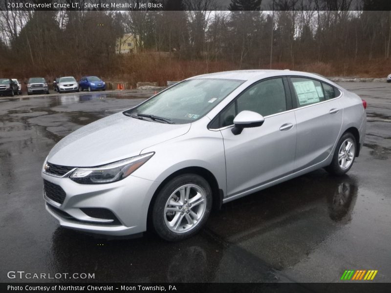 Silver Ice Metallic / Jet Black 2018 Chevrolet Cruze LT