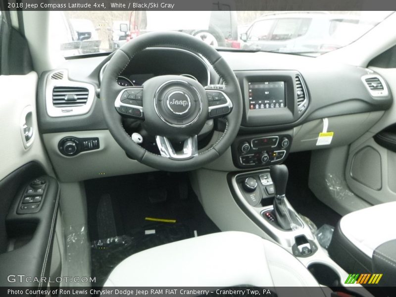 White / Black/Ski Gray 2018 Jeep Compass Latitude 4x4
