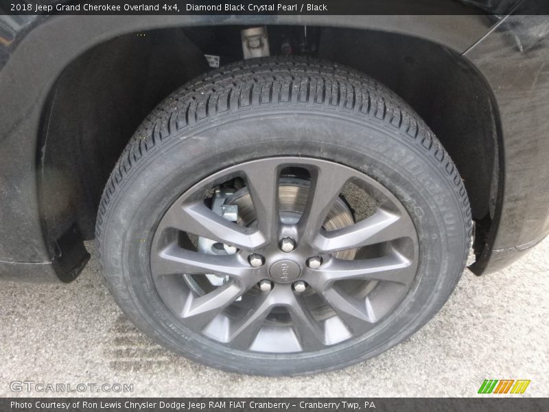 Diamond Black Crystal Pearl / Black 2018 Jeep Grand Cherokee Overland 4x4