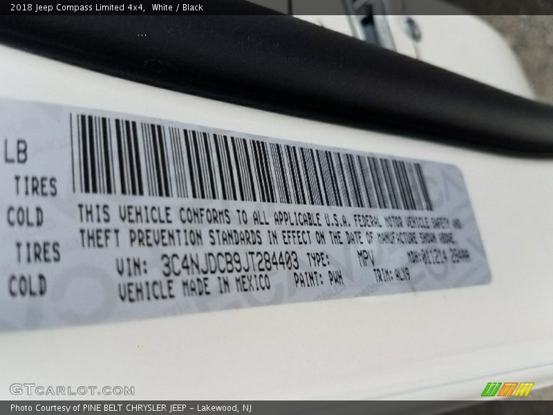 White / Black 2018 Jeep Compass Limited 4x4