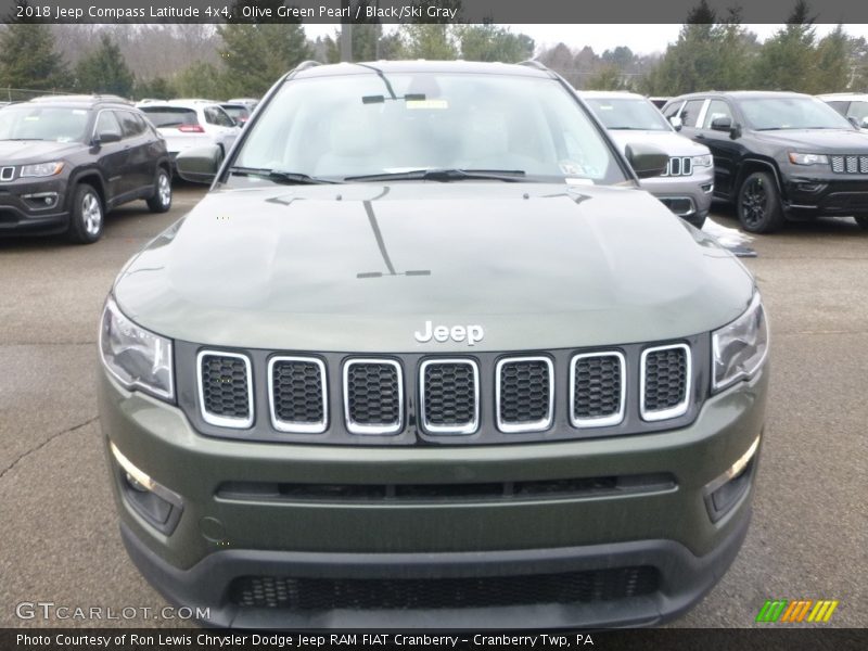 Olive Green Pearl / Black/Ski Gray 2018 Jeep Compass Latitude 4x4