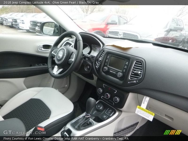 Olive Green Pearl / Black/Ski Gray 2018 Jeep Compass Latitude 4x4