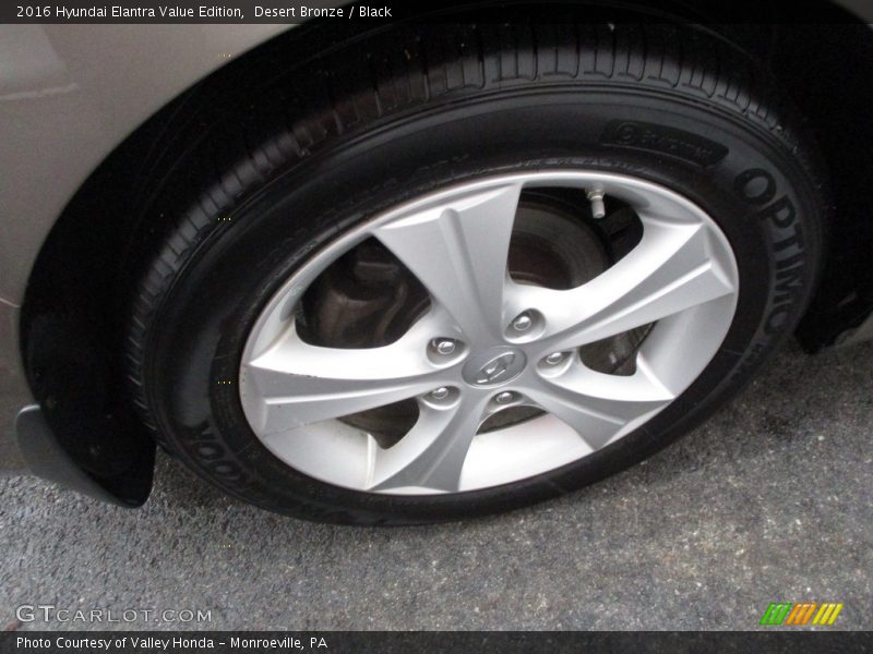 Desert Bronze / Black 2016 Hyundai Elantra Value Edition