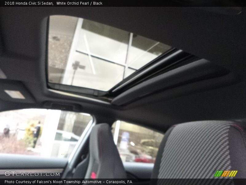 White Orchid Pearl / Black 2018 Honda Civic Si Sedan