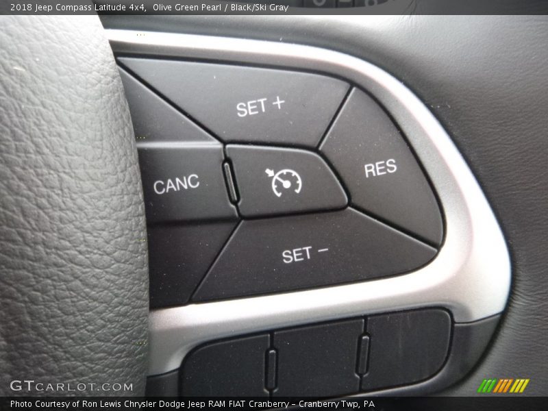 Olive Green Pearl / Black/Ski Gray 2018 Jeep Compass Latitude 4x4