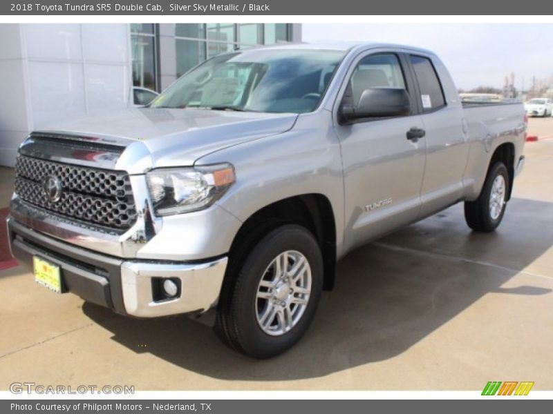 Front 3/4 View of 2018 Tundra SR5 Double Cab