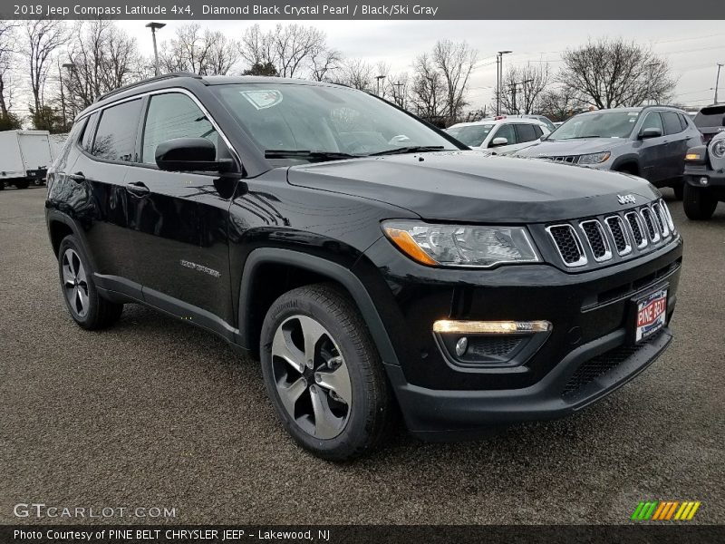 Diamond Black Crystal Pearl / Black/Ski Gray 2018 Jeep Compass Latitude 4x4