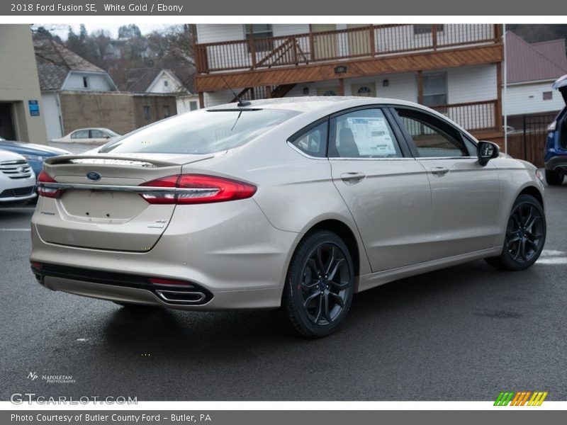 White Gold / Ebony 2018 Ford Fusion SE