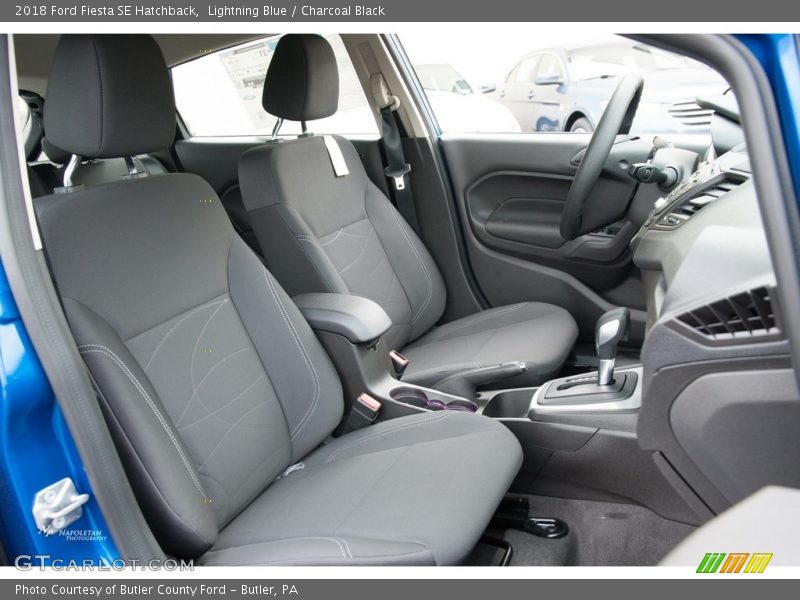 Lightning Blue / Charcoal Black 2018 Ford Fiesta SE Hatchback