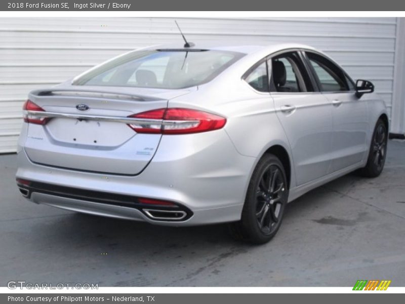 Ingot Silver / Ebony 2018 Ford Fusion SE
