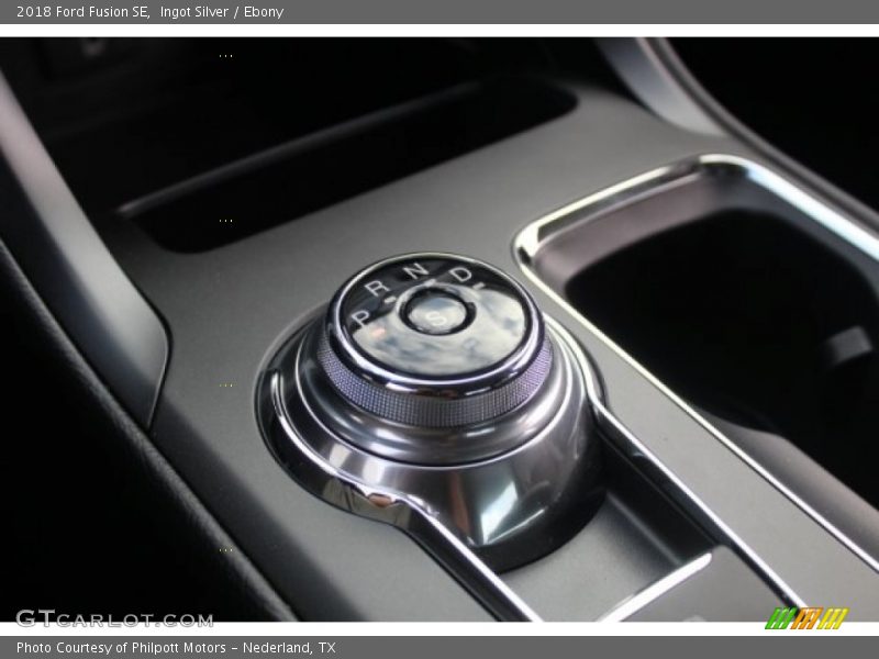 Ingot Silver / Ebony 2018 Ford Fusion SE