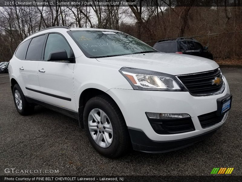 Summit White / Dark Titanium/Light Titanium 2016 Chevrolet Traverse LS