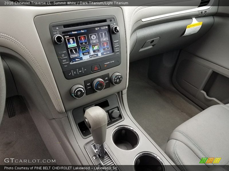 Summit White / Dark Titanium/Light Titanium 2016 Chevrolet Traverse LS