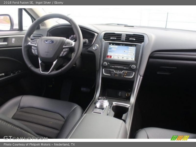 Ingot Silver / Ebony 2018 Ford Fusion SE