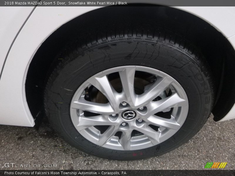 Snowflake White Pearl Mica / Black 2018 Mazda MAZDA3 Sport 5 Door