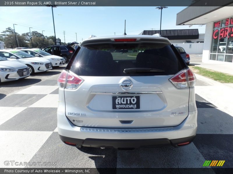 Brilliant Silver / Charcoal 2016 Nissan Rogue SL AWD