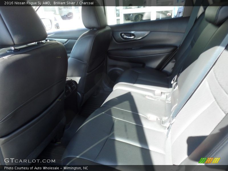 Brilliant Silver / Charcoal 2016 Nissan Rogue SL AWD
